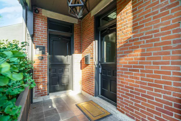 Columbus, OH 43206,649 S 5th Street