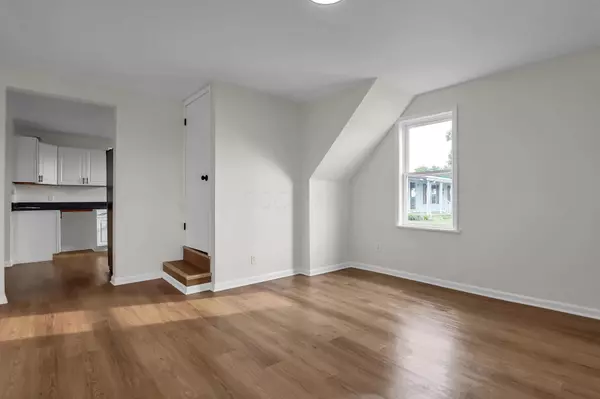 New Holland, OH 43145,207 US Highway 22