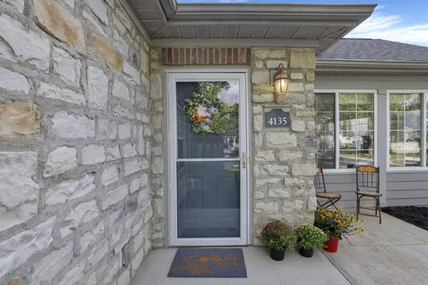 New Albany, OH 43054,4135 Aumbrey Court #33