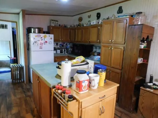 Logan, OH 43138,33071 Logan Hornsmill Road