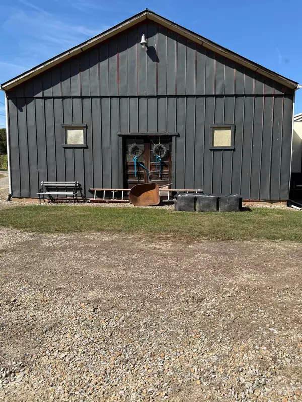5546 Marietta Road, Junction City, OH 43748