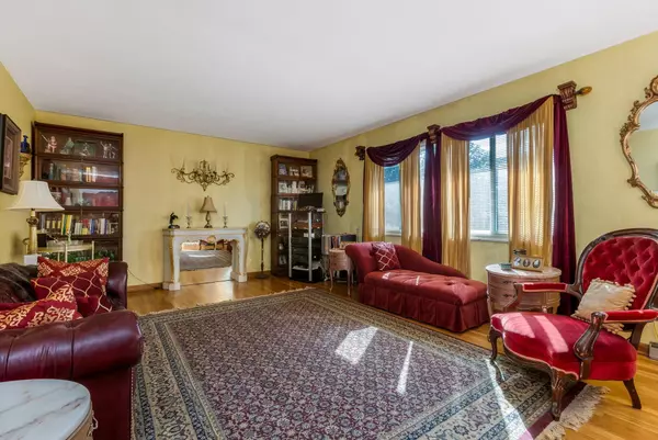 Canal Winchester, OH 43110,180 Woodsview Drive