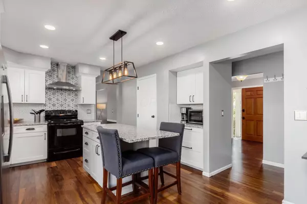 Columbus, OH 43221,3876 Tweedsmuir Drive