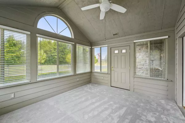 Powell, OH 43065,3801 Orchard Way