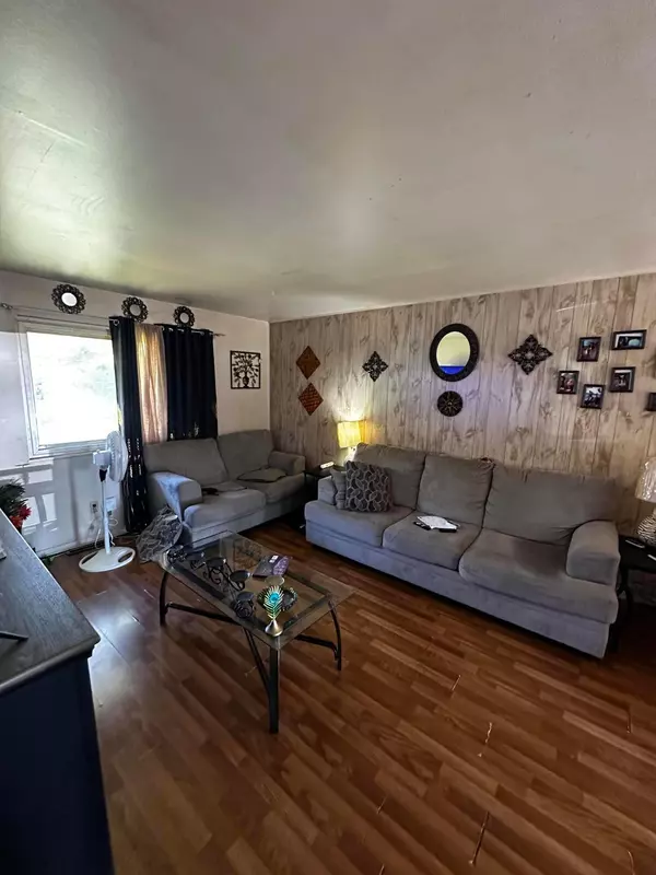 Columbus, OH 43207,1684 Burley Drive