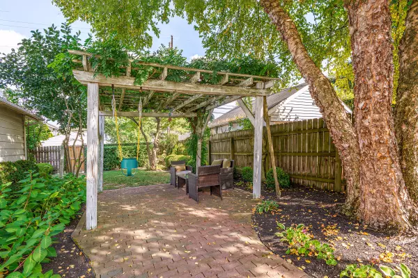 Columbus, OH 43209,698 S Remington Road