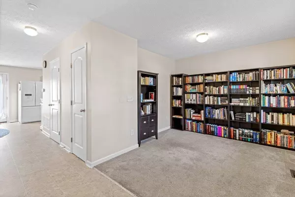 Westerville, OH 43081,5989 Jamesport Drive