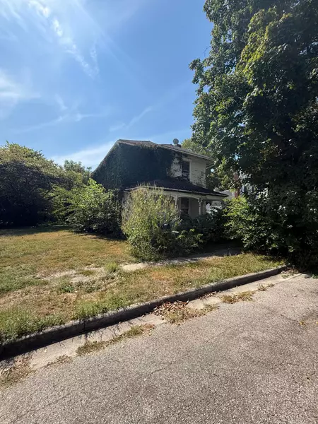 52 E 2nd Street, West Alexandria, OH 45381