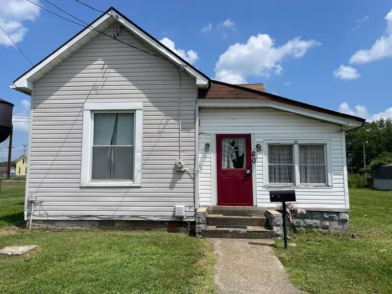 20 Maple Street, Jeffersonville, OH 43128