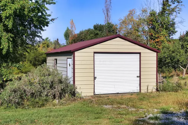 Mount Vernon, OH 43050,8878 Fairview Road