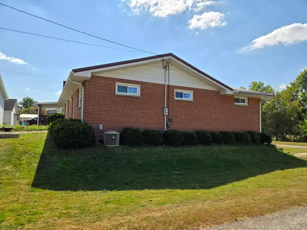 Crestline, OH 44827,223 Clink Boulevard