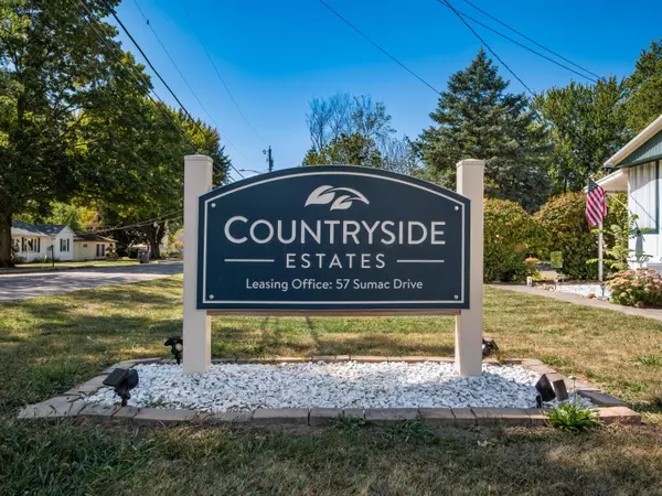 569 E 10th St #1A, Marysville, OH 43040