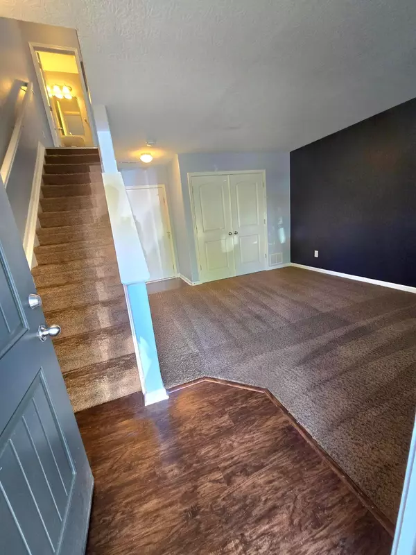 Dublin, OH 43016,5927 Winberry Creek Drive