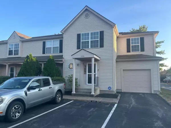 Columbus, OH 43235,5396 Coral Berry Drive #70E