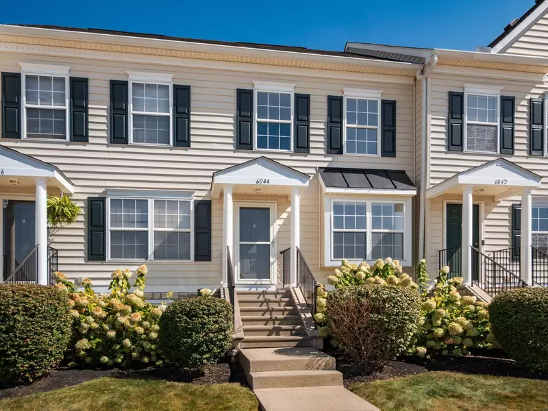 6044 Phar Lap Drive #18, New Albany, OH 43054