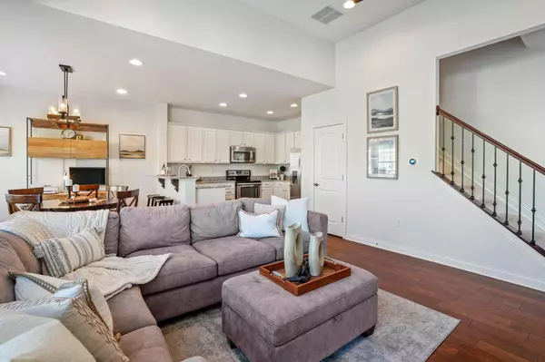 Columbus, OH 43221,3819 Saint Malo Way