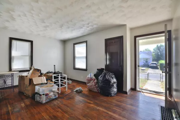 Columbus, OH 43211,1342 E 19th Avenue