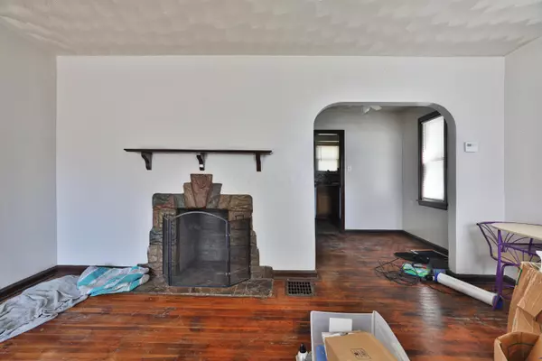 Columbus, OH 43211,1342 E 19th Avenue