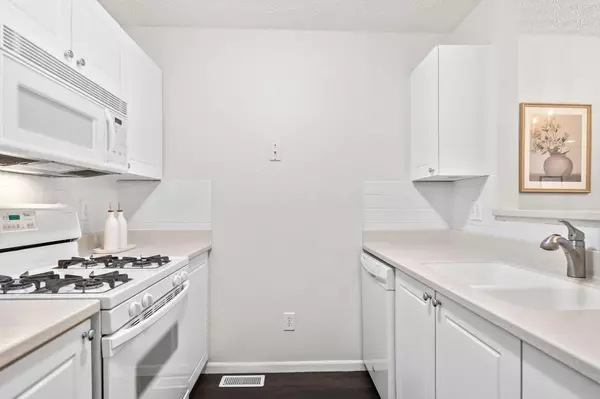 Columbus, OH 43230,5630 Blendon Ridge Drive #90E