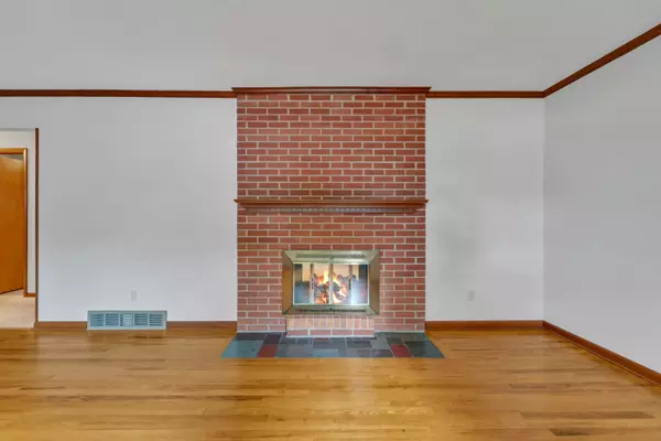 Columbus, OH 43220,4319 Kenmont Place