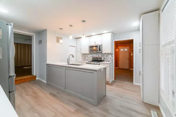 Ashley, OH 43003,206 Main Street