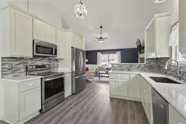 Newark, OH 43055,1649 W Turkey Run Drive