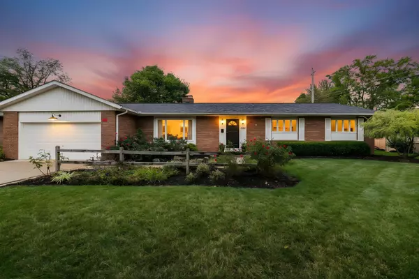 1560 Pemberton Drive, Columbus, OH 43221