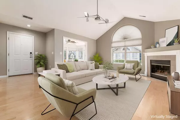 6516 Lakeview Circle, Canal Winchester, OH 43110