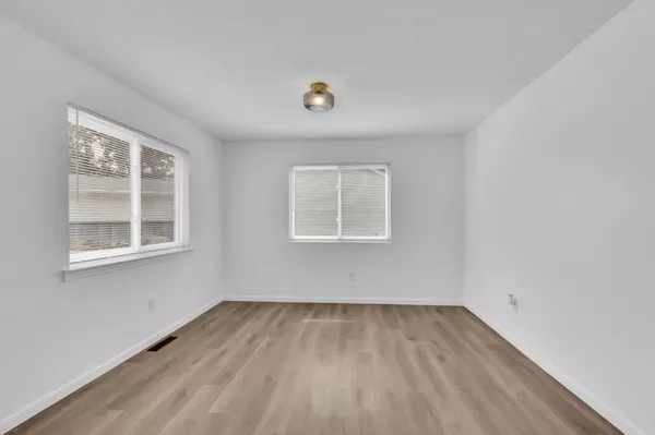 Columbus, OH 43230,3481 Halpern Street