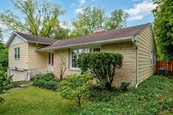 Delaware, OH 43015,337 N Washington Street