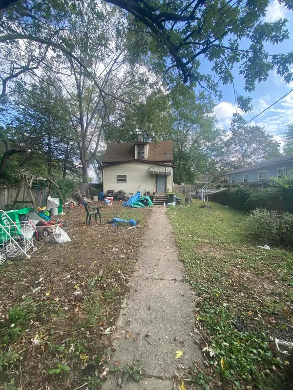 Columbus, OH 43213,561 S Hampton Road