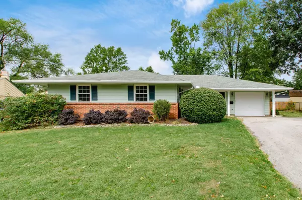 6728 Greenbush Drive, Reynoldsburg, OH 43068