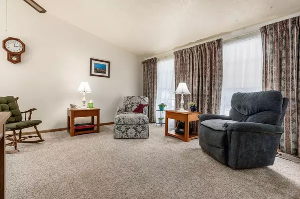 Reynoldsburg, OH 43068,1370 Crestview Street