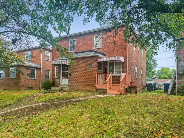 Columbus, OH 43204,33003302 Sullivant Avenue