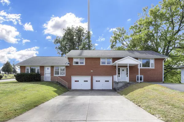 Lithopolis, OH 43136,245 E South Street