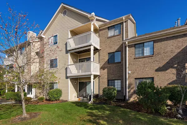 6767 Meadowcreek Drive #207, Columbus, OH 43235