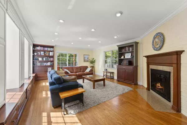 Columbus, OH 43212,2009 N Devon Road