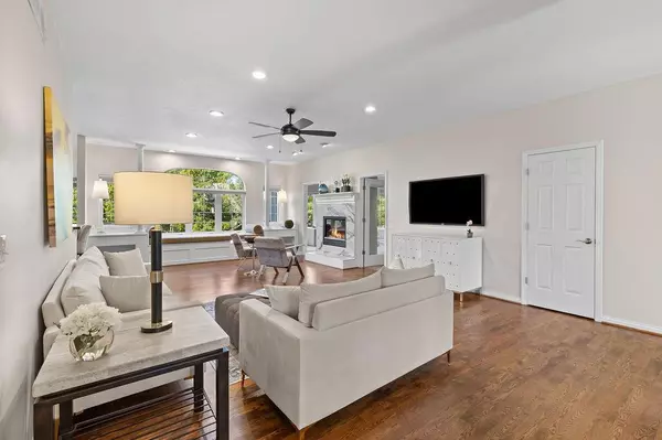 New Albany, OH 43054,1267 Harkers Court