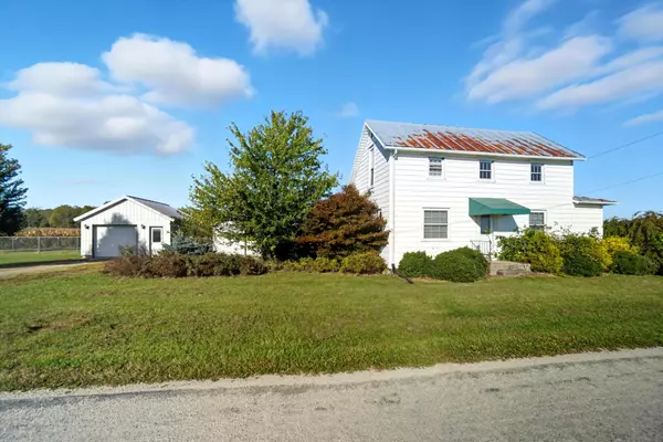Kenton, OH 43326,10483 Township Road 225