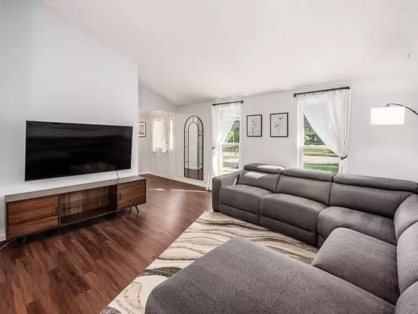 Columbus, OH 43221,3674 Ravens Glen Drive