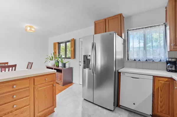 Columbus, OH 43229,5462 Roche Drive