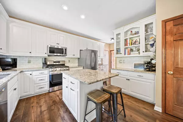 Dublin, OH 43016,6282 Twonotch Court