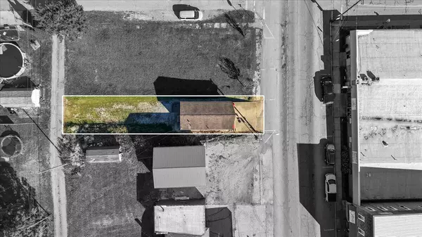 Danville, OH 43014,9 E Main Street