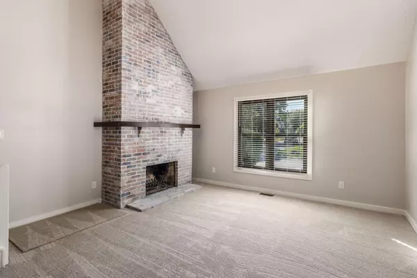 Dublin, OH 43017,416 Edinburgh Road