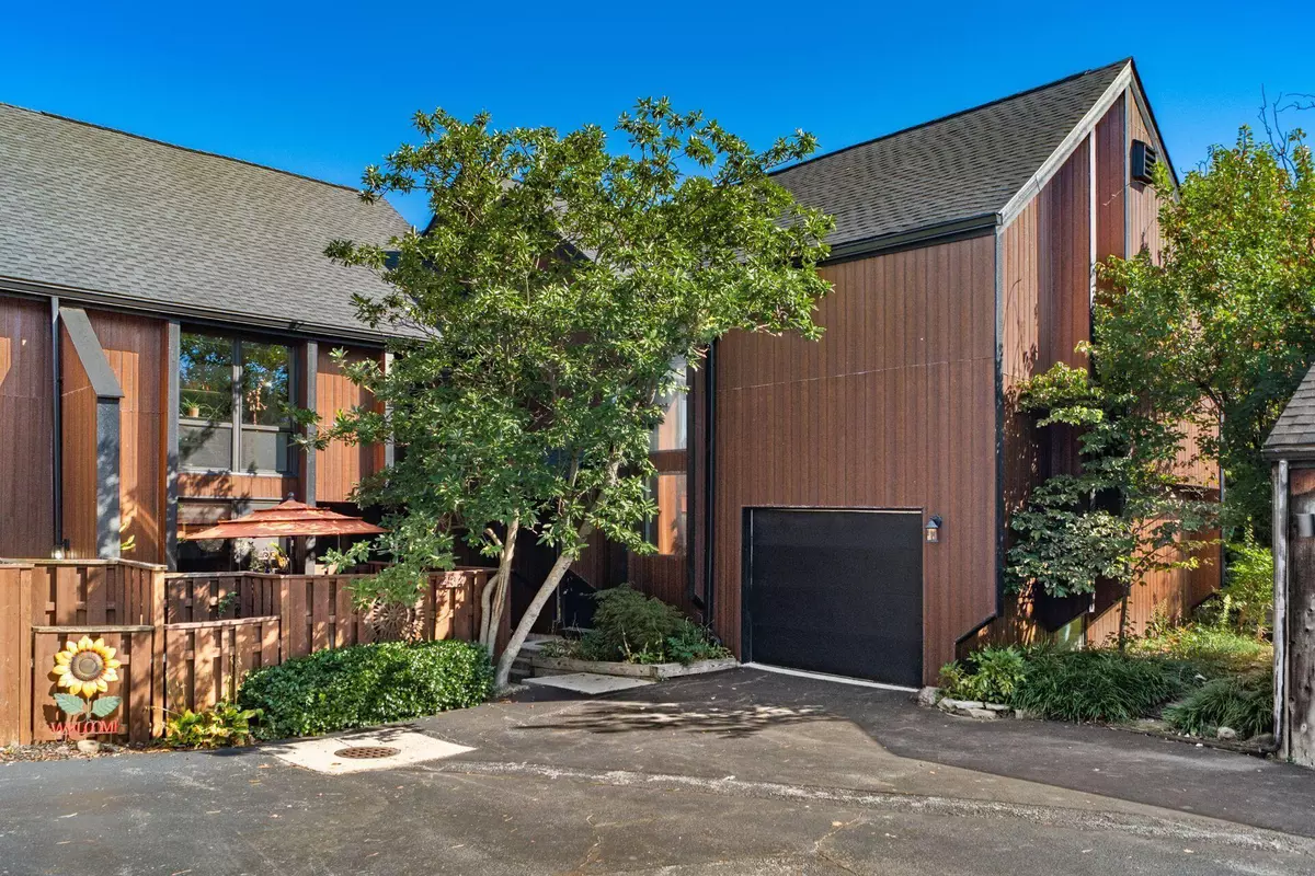 Westerville, OH 43081,4816 Crazy Horse Lane #4