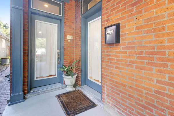 Columbus, OH 43201,1039 Hunter Avenue