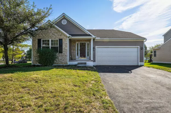 3174 Sitka Spruce Drive, Grove City, OH 43123