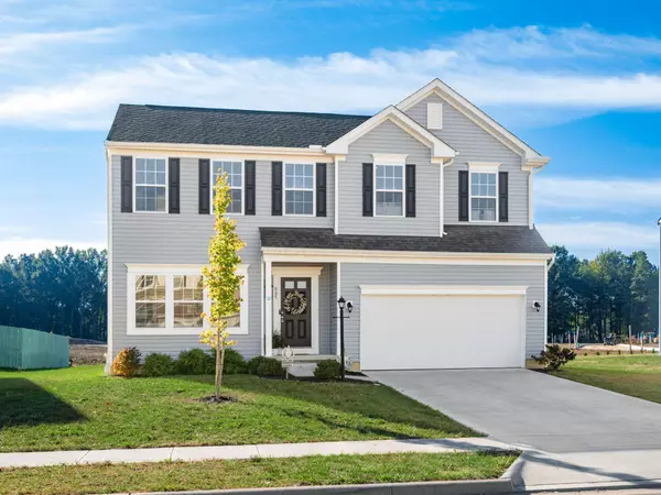 805 Saddle Avenue, Pataskala, OH 43062