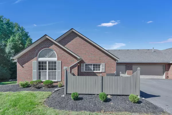 6813 Ridge Rock Drive #14, New Albany, OH 43054