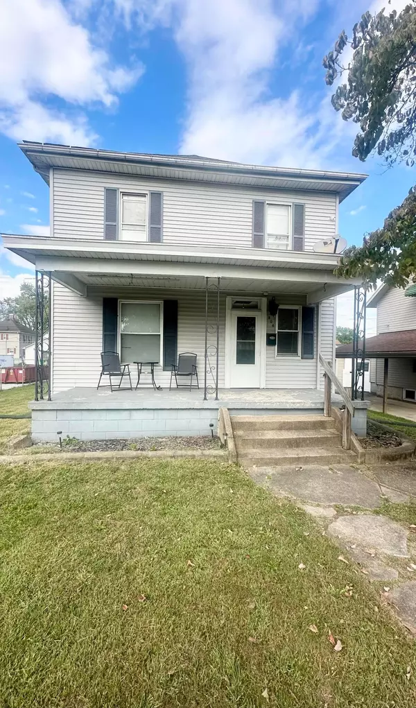 Coshocton, OH 43812,906 Cassingham Avenue